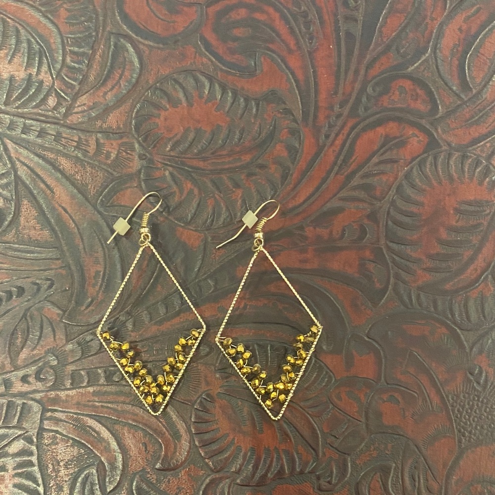Elegant Gold Dangle Earrings